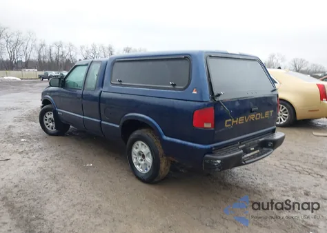 2001 Chevrolet S-10 from USA, damaged, VIN 1GCDT19WX18209223